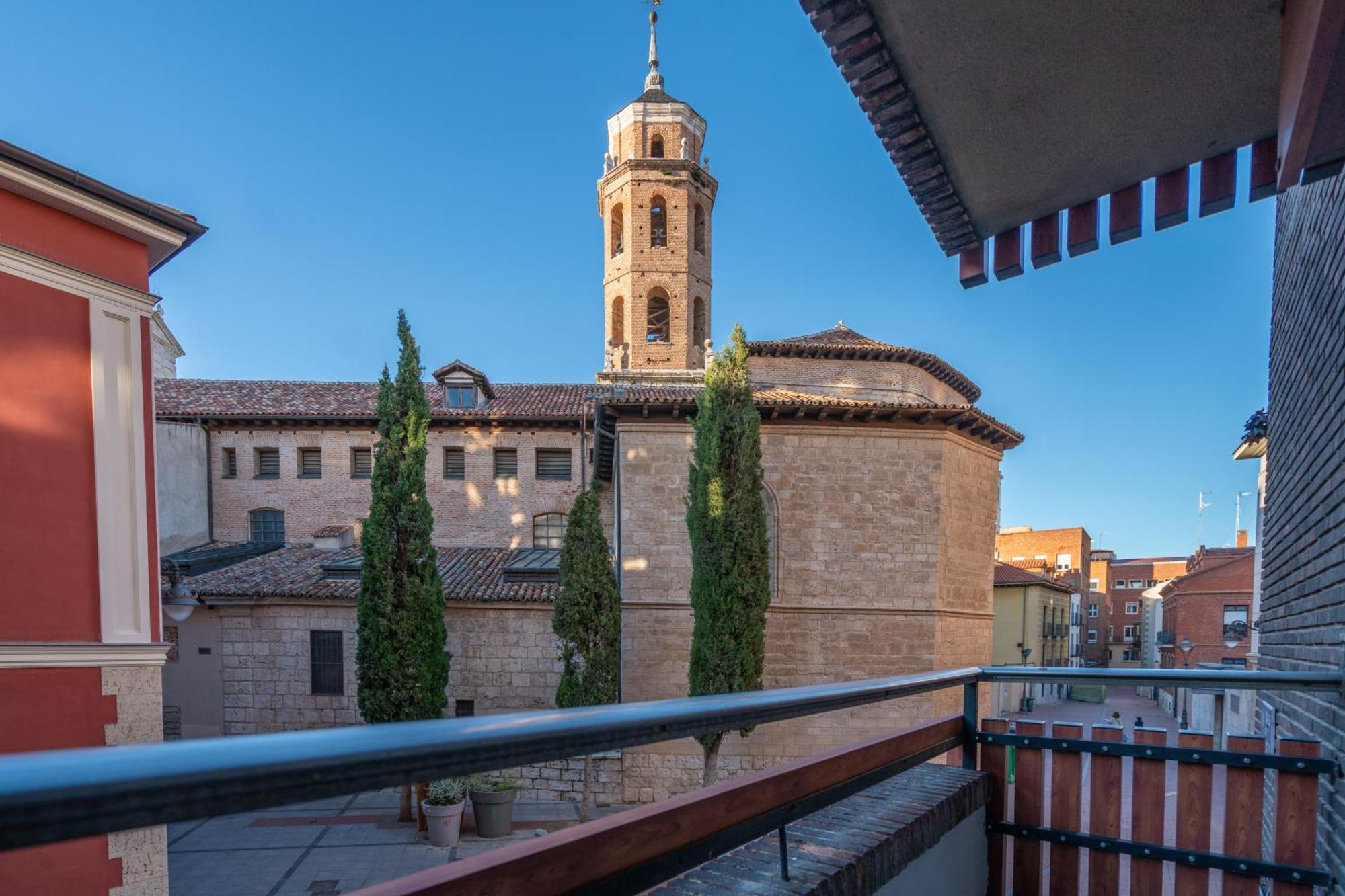 Wow Apartamentos Valladolid Ngoại thất bức ảnh